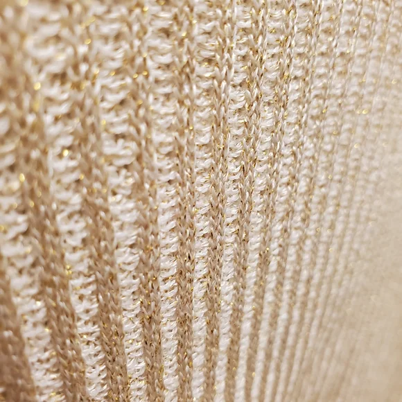 St. JOHN  Deep V-neck Sweater Ribbed w/ Metallic Threads Size S - Like NEW! - Picture 2 of 11